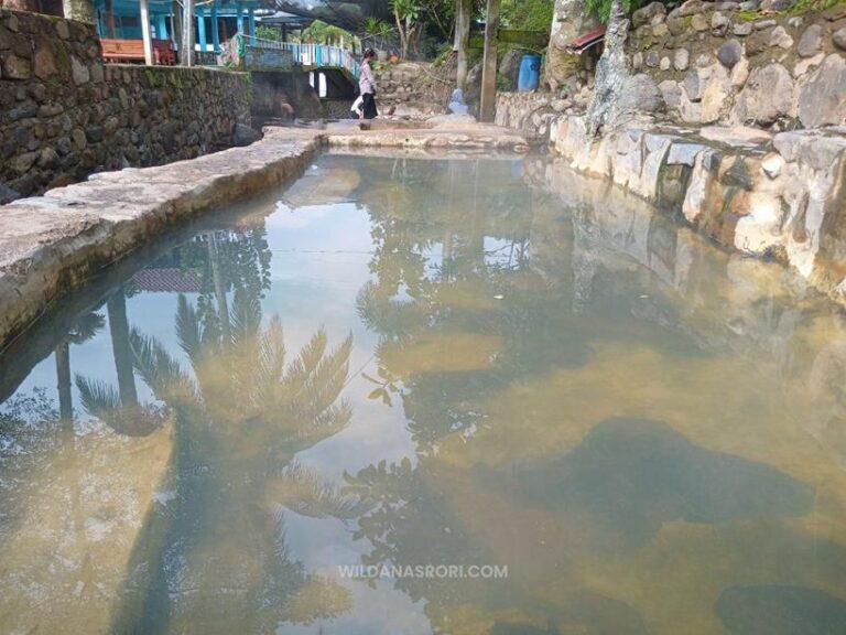 Air Hangat Tirta Husada Ngebel Ponorogo