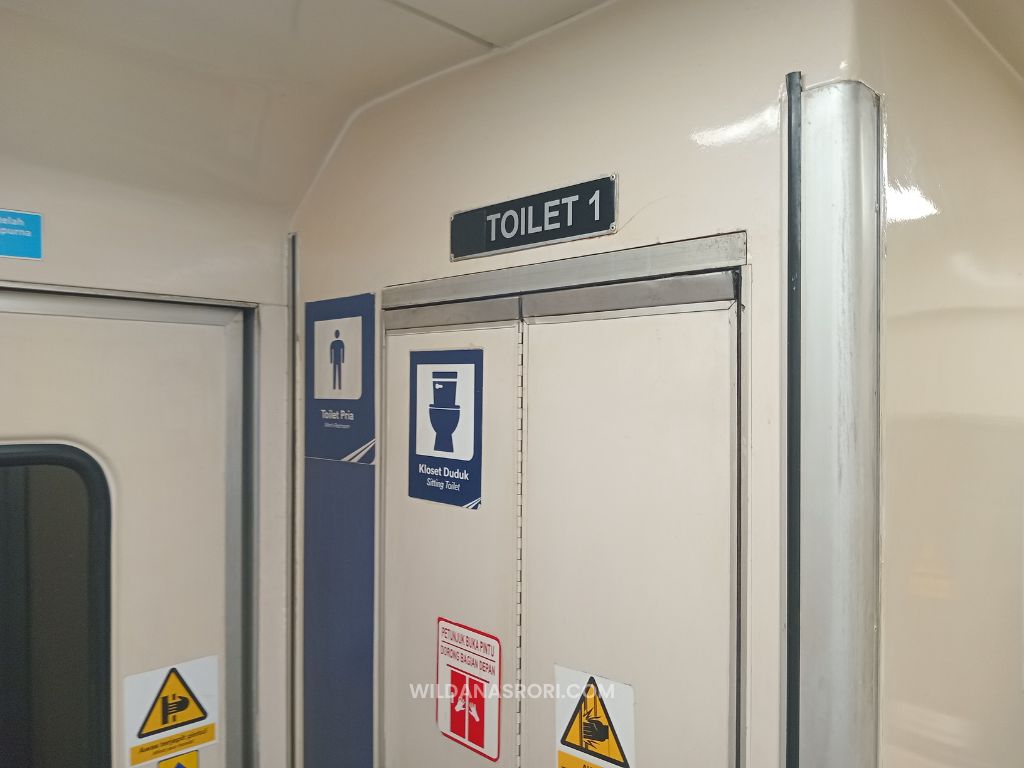 Toilet Laki-Laki KA Malabar