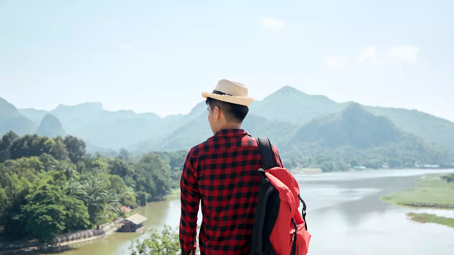 Mewujudkan Mimpi Jalan-Jalan Sambil Menghasilkan Uang