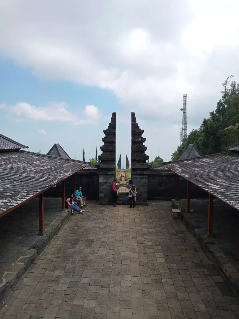 photo_6087019465590639523_y