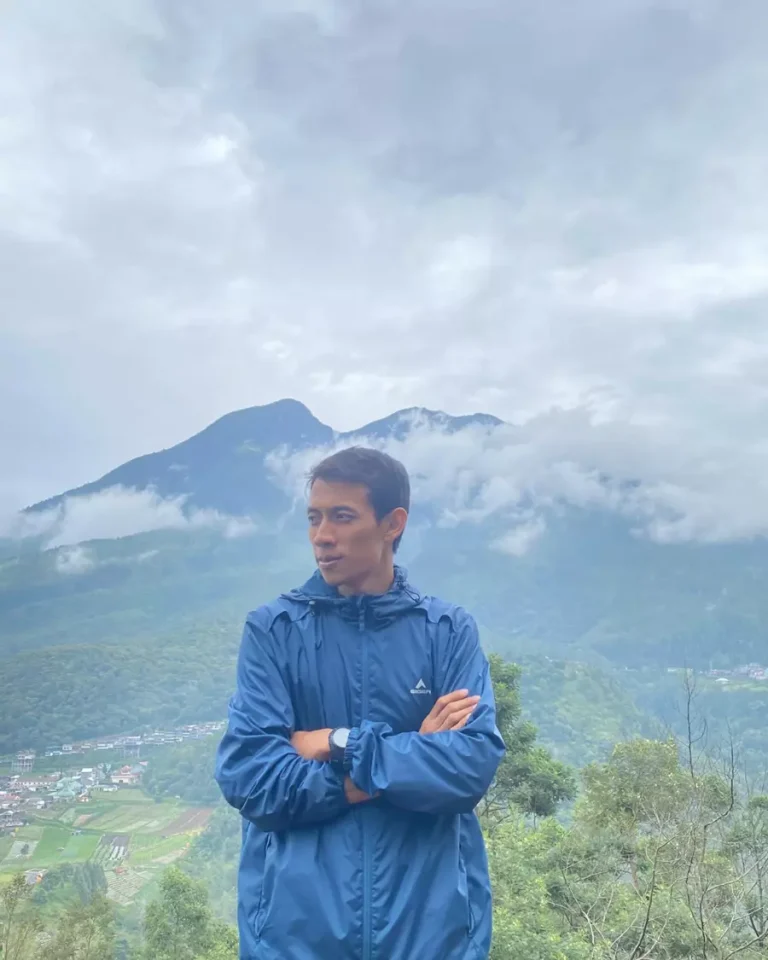 12 - Gunung Mongkrang