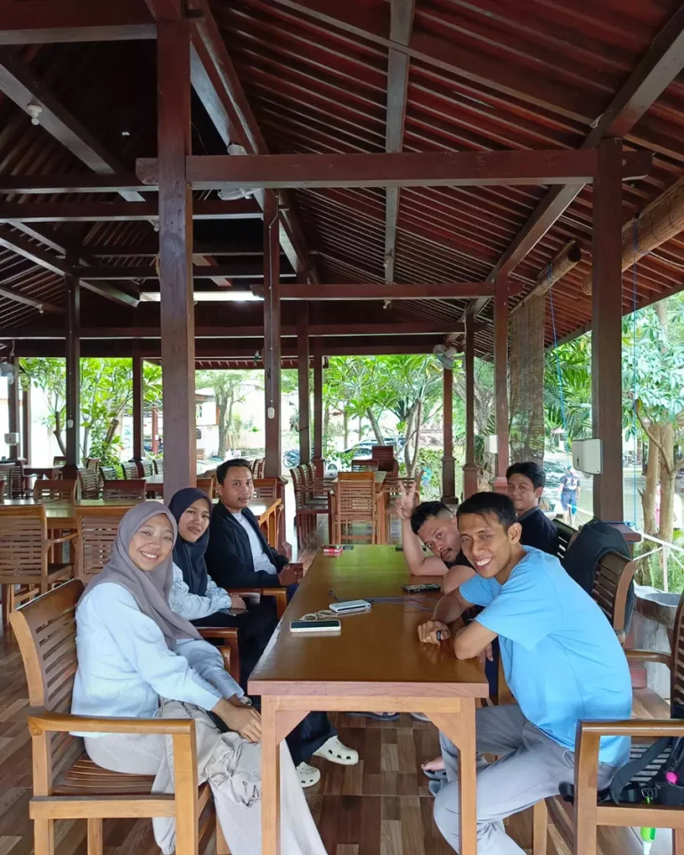 3 - Team Berdikari Media