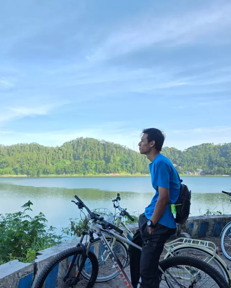 5 - Telaga Ngebel Bersepedah