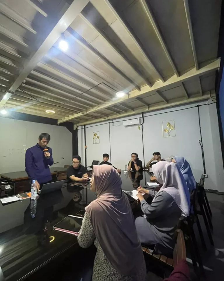 7-Leadership dan Personality