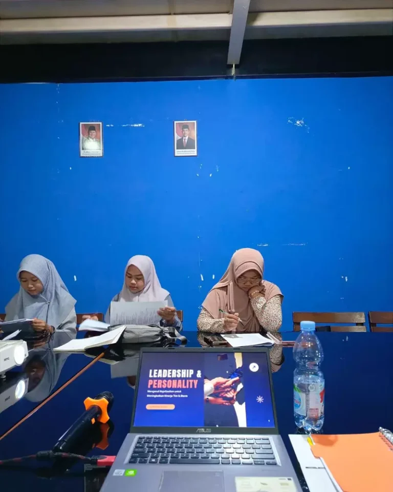 8-Leadership dan Personality