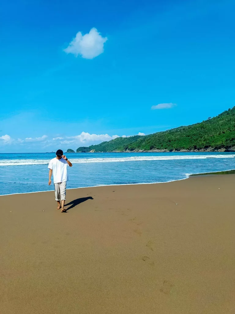 Gallery Pantai Kebo 6